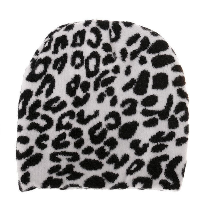Striped knitted hat pullover hat black and white elements cow wool hat