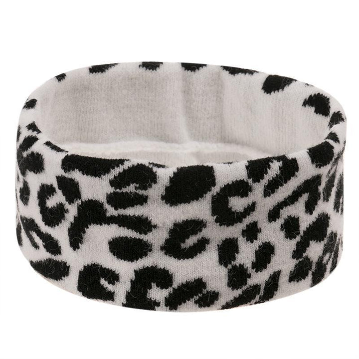 Striped knitted hat pullover hat black and white elements cow wool hat